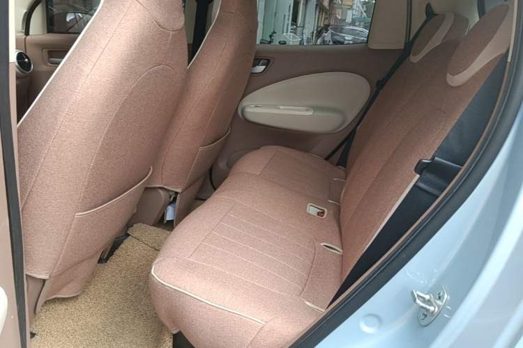 Used Wuling Hongguang MINIEV 2025 Four-Door Version Advanced Edition Left Rear Seat