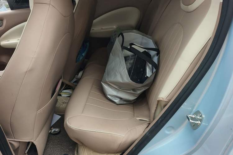 Used Wuling Hongguang MINIEV 2025 Four-Door Version Advanced Edition Left Rear Seat