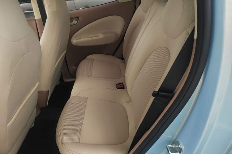 Used Wuling Hongguang MINIEV 2025 Four-Door Version Zhenxiang+ Edition Left Rear Seat