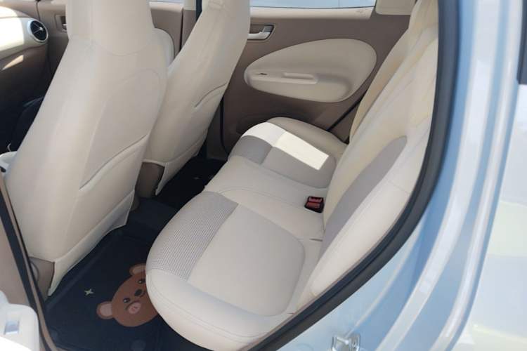 Used Wuling Hongguang MINIEV 2025 Four-Door Version Zhenxiang+ Edition Left Rear Seat