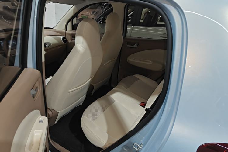 Used Wuling Hongguang MINIEV 2025 Four-Door Version Advanced Edition Left Rear Seat