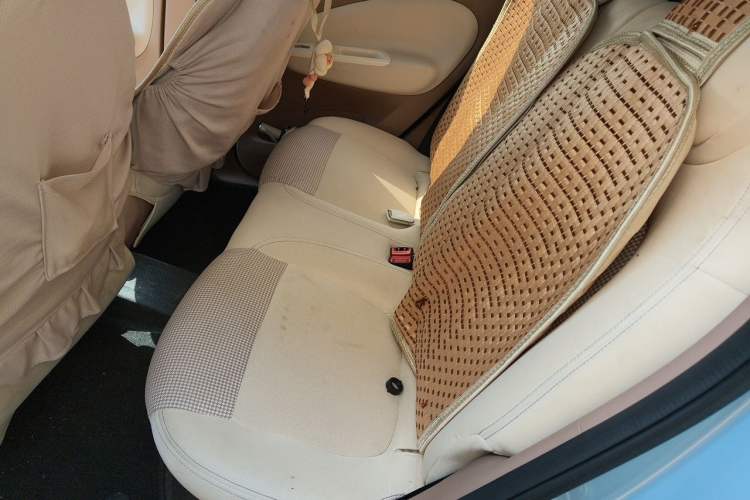 Used Wuling Hongguang MINIEV 2025 Four-Door Version Advanced Edition Left Rear Seat