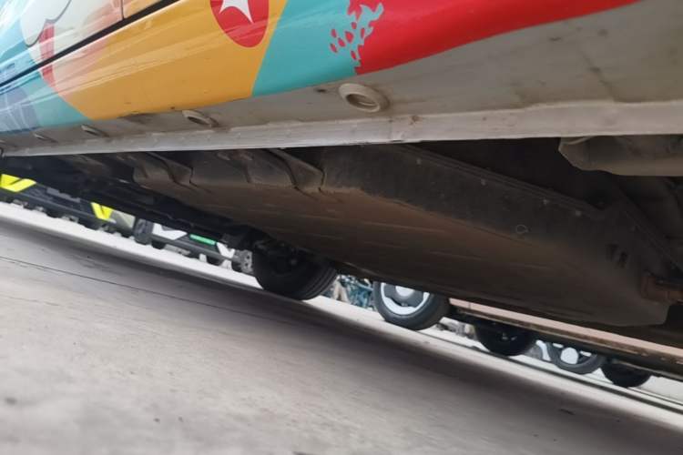 Used Wuling Hongguang MINIEV 2025 Four-Door Version Premium Edition Left Side Sill