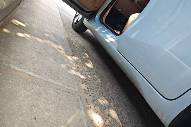 Used Wuling Hongguang MINIEV 2025 Four-Door Version Premium Edition Left Side Sill