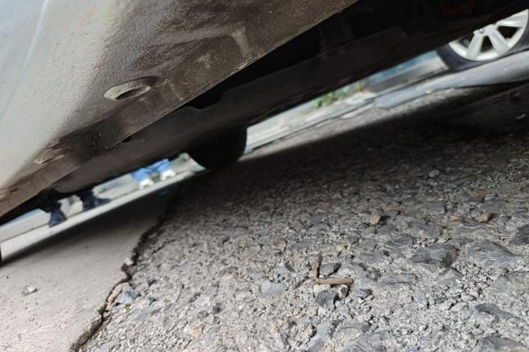 Used Wuling Hongguang MINIEV 2025 Four-Door Version Zhenxiang+ Edition Left Side Sill