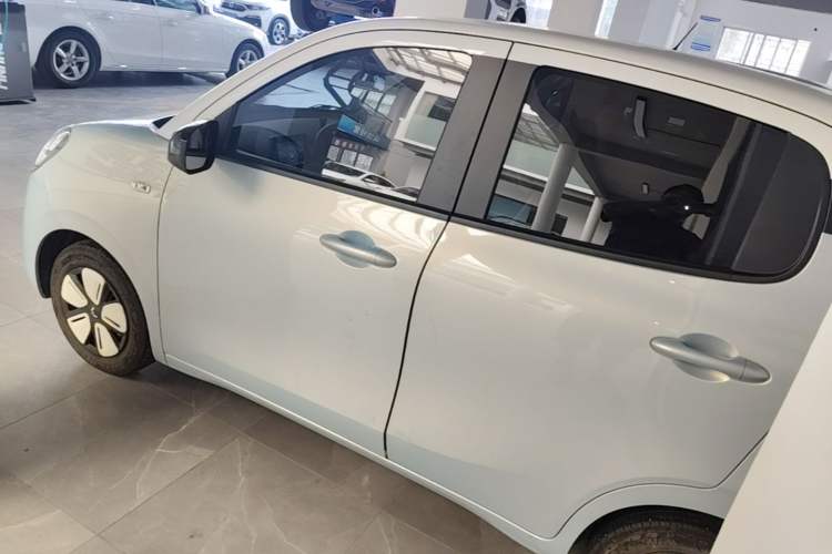 Used Wuling Hongguang MINIEV 2025 Four-Door Version Premium Edition Rear Left 45 Deg