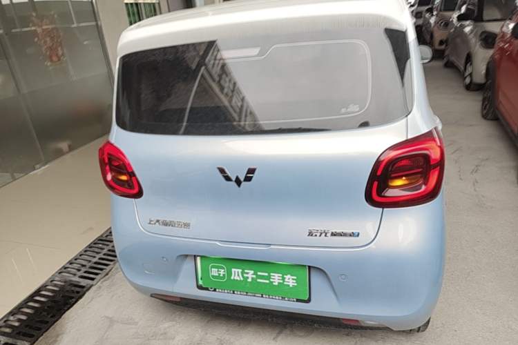 Used Wuling Hongguang MINIEV 2025 Four-Door Version Premium Edition Rear