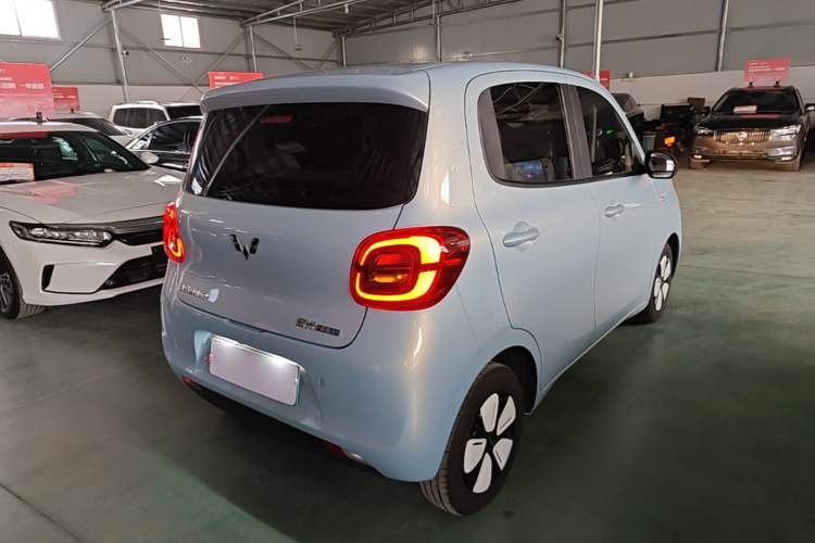 Used Wuling Hongguang MINIEV 2025 Four-Door Version Premium Edition Rear Right 45 Deg
