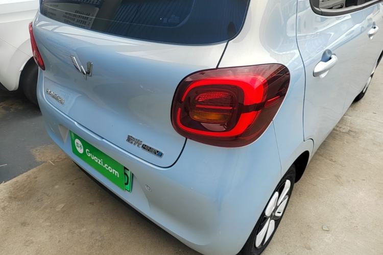 Used Wuling Hongguang MINIEV 2025 Four-Door Version Zhenxiang+ Edition Right Rear Taillight
