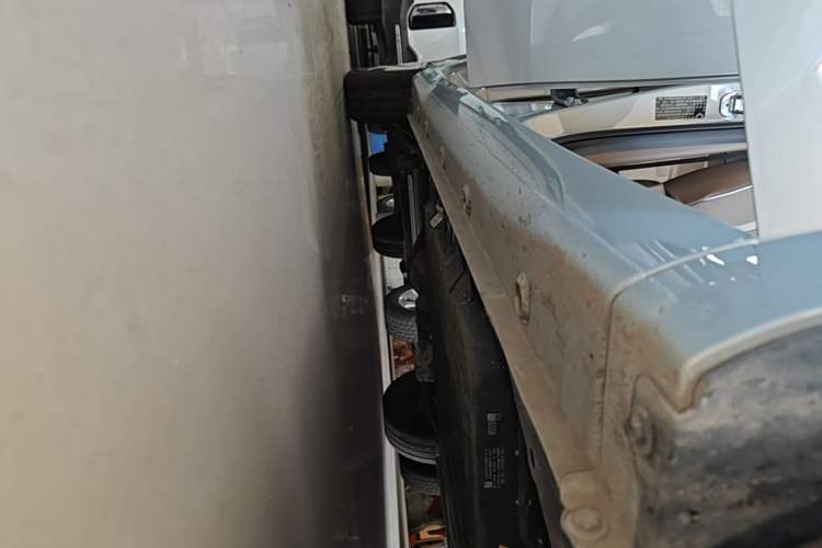 Used Wuling Hongguang MINIEV 2025 Four-Door Version Advanced Edition Right Side Sill