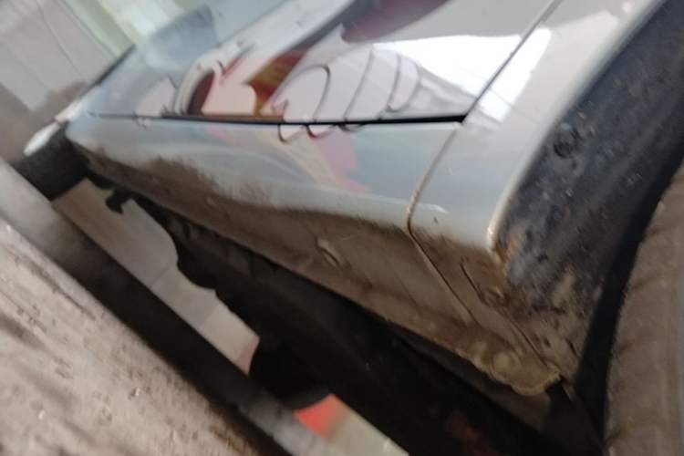 Used Wuling Hongguang MINIEV 2025 Four-Door Version Advanced Edition Right Side Sill
