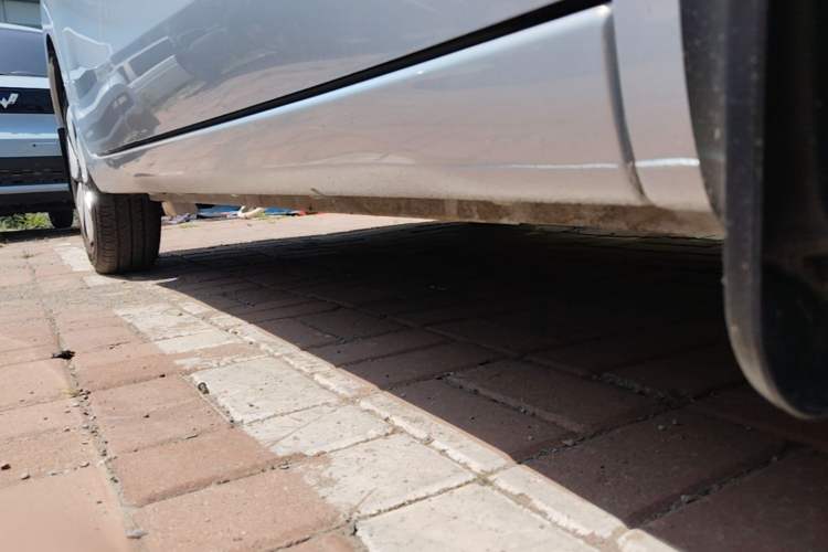 Used Wuling Hongguang MINIEV 2025 Four-Door Version Zhenxiang+ Edition Right Side Sill