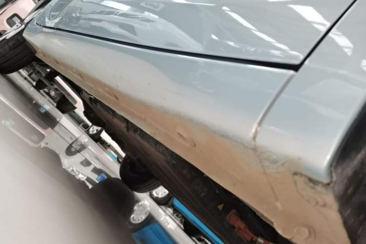 Used Wuling Hongguang MINIEV 2025 Four-Door Version Advanced Edition Right Side Sill