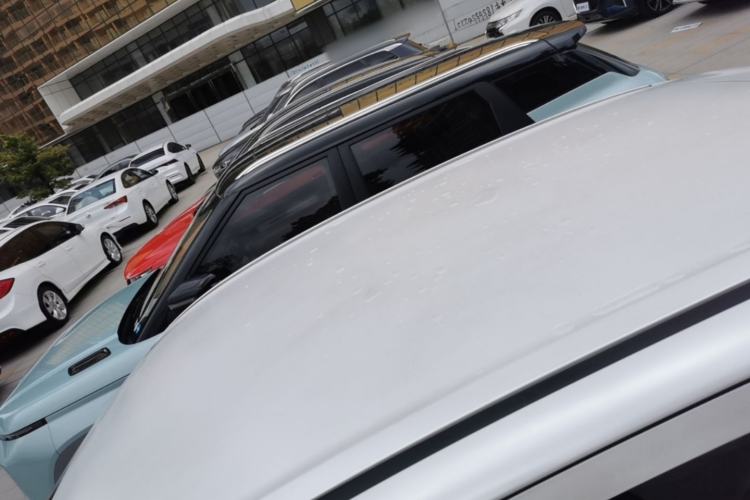 Used Wuling Hongguang MINIEV 2025 Four-Door Version Premium Edition Roof