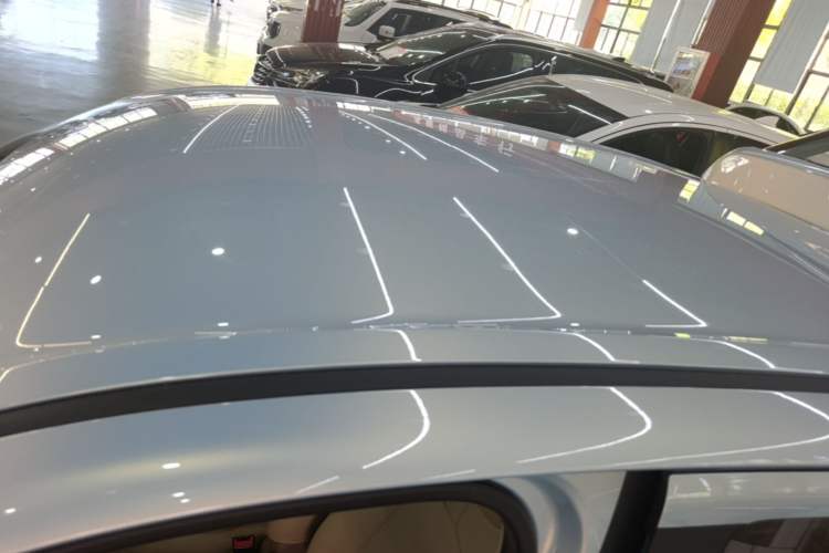 Used Wuling Hongguang MINIEV 2025 Four-Door Version Premium Edition Roof