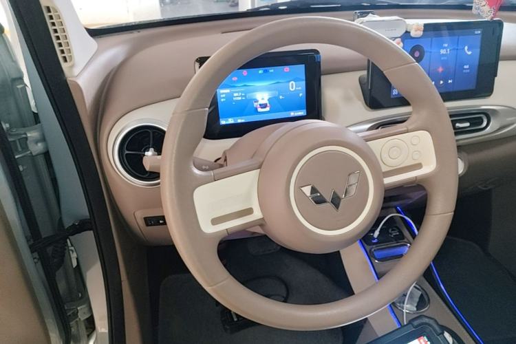 Used Wuling Hongguang MINIEV 2025 Four-Door Version Premium Edition Steering Wheel