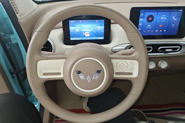 Used Wuling Hongguang MINIEV 2025 Four-Door Version Premium Edition Steering Wheel