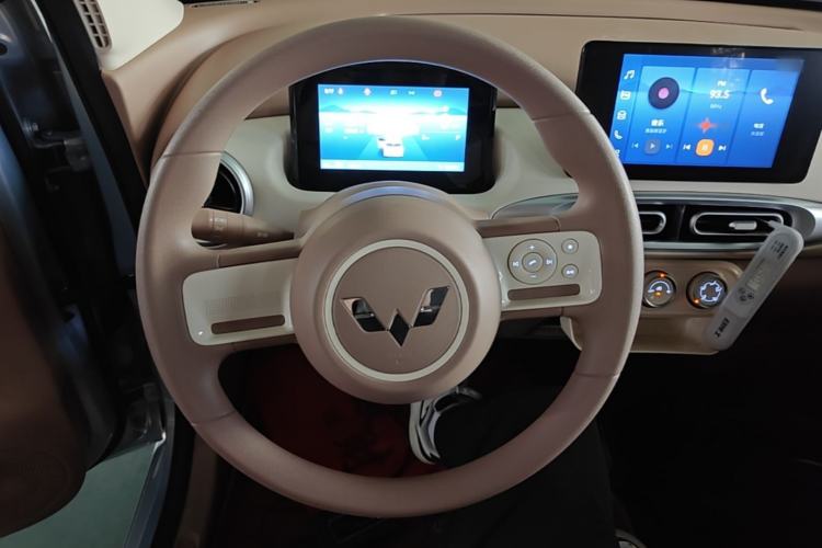 Used Wuling Hongguang MINIEV 2025 Four-Door Version Premium Edition Steering Wheel