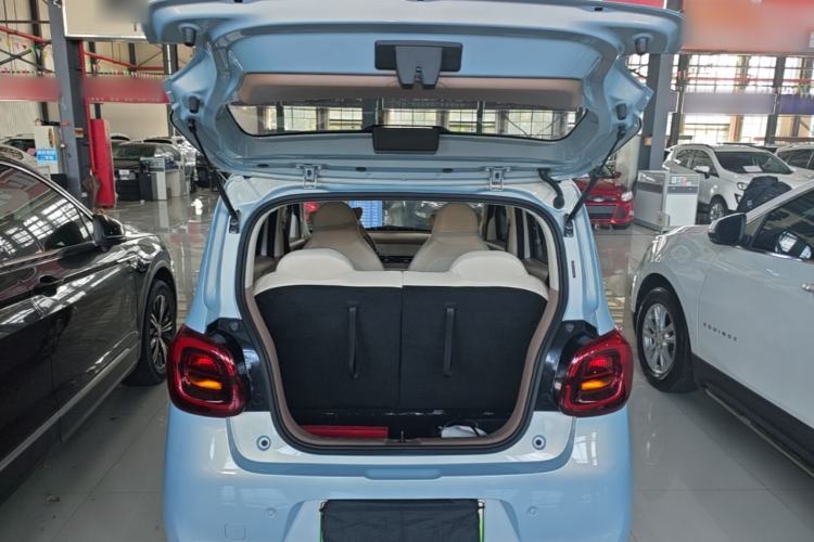 Used Wuling Hongguang MINIEV 2025 Four-Door Version Advanced Edition Trunk