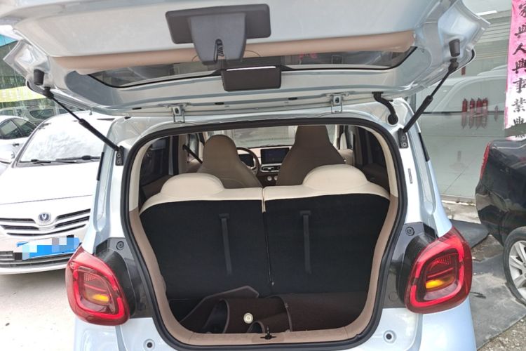 Used Wuling Hongguang MINIEV 2025 Four-Door Version Zhenxiang+ Edition Trunk