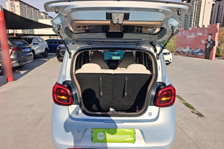 Used Wuling Hongguang MINIEV 2025 Four-Door Version Premium Edition Trunk