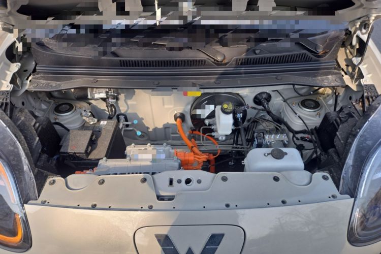Used Wuling Hongguang MINIEV 2025 Four-Door Version Advanced Edition Engine Bay