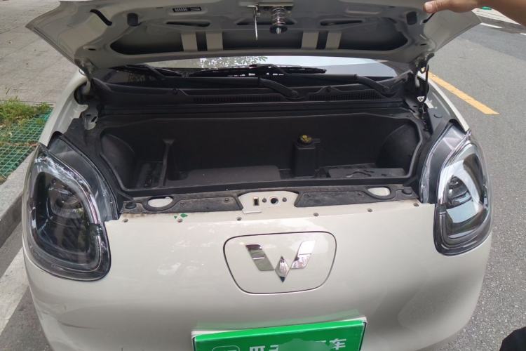 Used Wuling Hongguang MINIEV 2025 Four-Door Version Advanced Edition Engine Bay