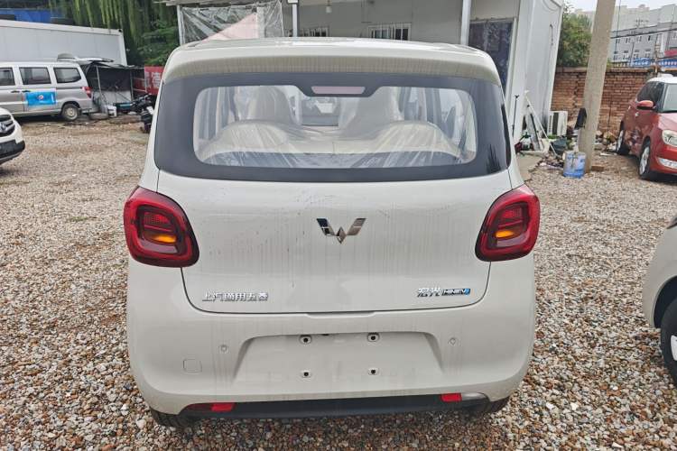 Used Wuling Hongguang MINIEV 2025 Four-Door Version Advanced Edition Exterior 4