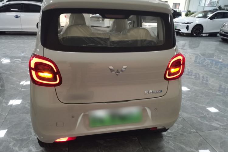 Used Wuling Hongguang MINIEV 2025 Four-Door Version Advanced Edition Exterior 4