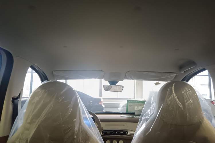 Used Wuling Hongguang MINIEV 2025 Four-Door Version Advanced Edition Headliner
