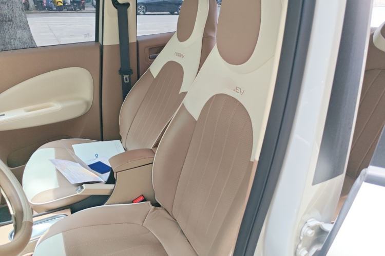 Used Wuling Hongguang MINIEV 2025 Four-Door Version Advanced Edition Left Front Seat