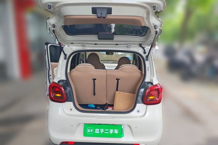 Used Wuling Hongguang MINIEV 2025 Four-Door Version Advanced Edition Trunk