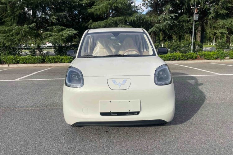 Used Wuling Hongguang MINIEV 2025 Four-Door Version Advanced Edition Exterior 1
