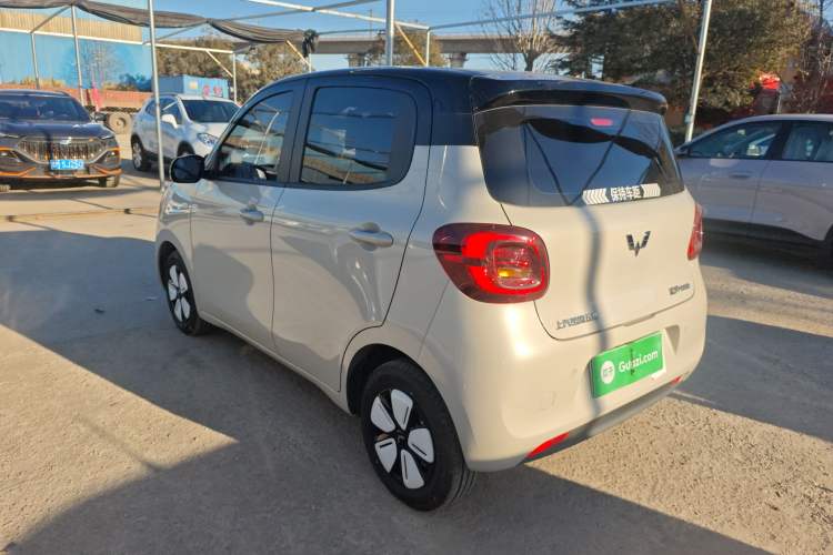 Used Wuling Hongguang MINIEV 2025 Four-Door Version Zhenxiang+ Edition Exterior 2