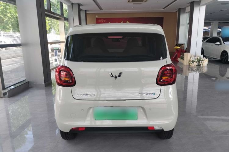 Used Wuling Hongguang MINIEV 2025 Four-Door Version Advanced Edition Exterior 4