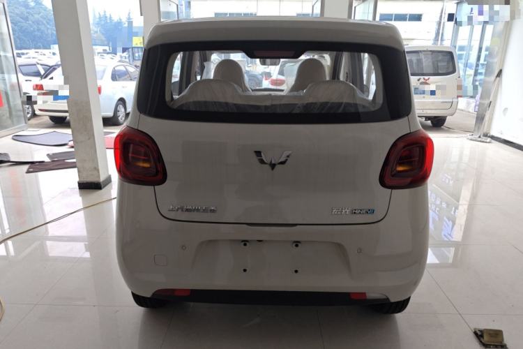 Used Wuling Hongguang MINIEV 2025 Four-Door Version Advanced Edition Exterior 4