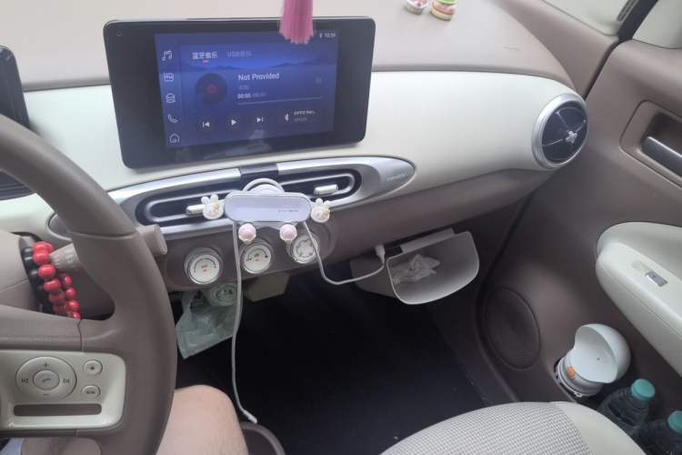 Used Wuling Hongguang MINIEV 2025 Four-Door Version Zhenxiang+ Edition Audio And AC Panel