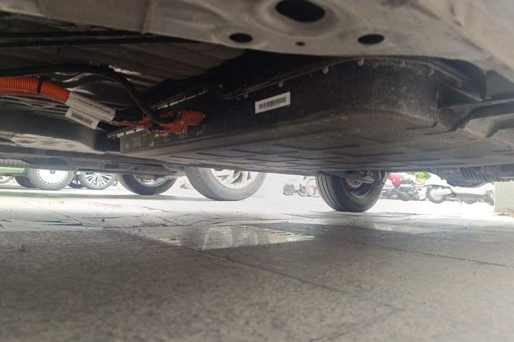 Used Wuling Hongguang MINIEV 2025 Four-Door Version Advanced Edition Chassis Front Left