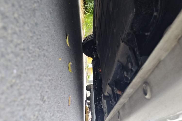 Used Wuling Hongguang MINIEV 2025 Four-Door Version Advanced Edition Chassis Rear Right
