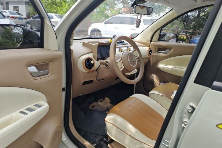 Used Wuling Hongguang MINIEV 2025 Four-Door Version Advanced Edition Driver Seat