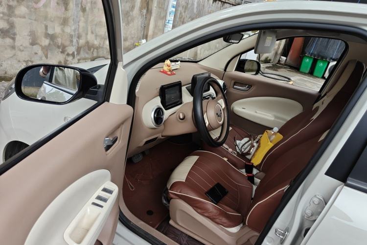 Used Wuling Hongguang MINIEV 2025 Four-Door Version Premium Edition Driver Seat