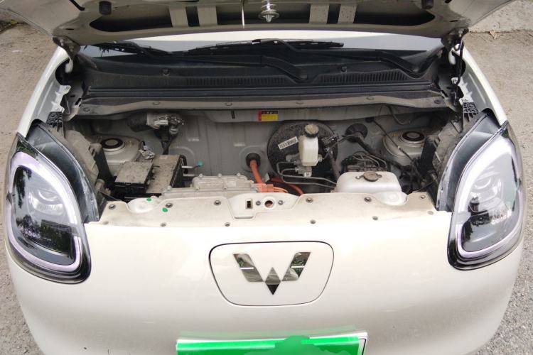 Used Wuling Hongguang MINIEV 2025 Four-Door Version Zhenxiang+ Edition Engine Bay