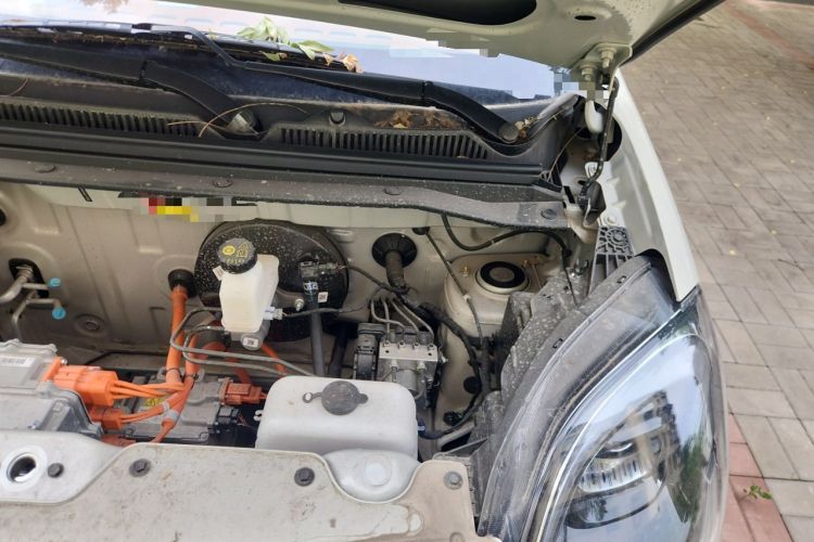 Used Wuling Hongguang MINIEV 2025 Four-Door Version Zhenxiang+ Edition Engine Bay Left