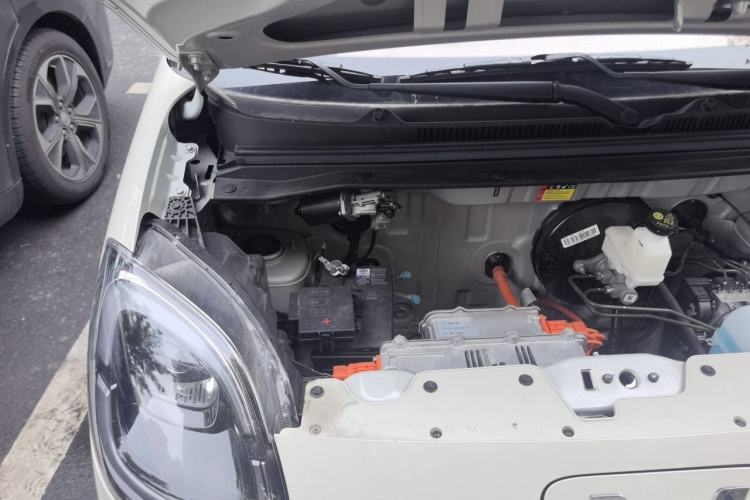 Used Wuling Hongguang MINIEV 2025 Four-Door Version Zhenxiang+ Edition Engine Bay Right