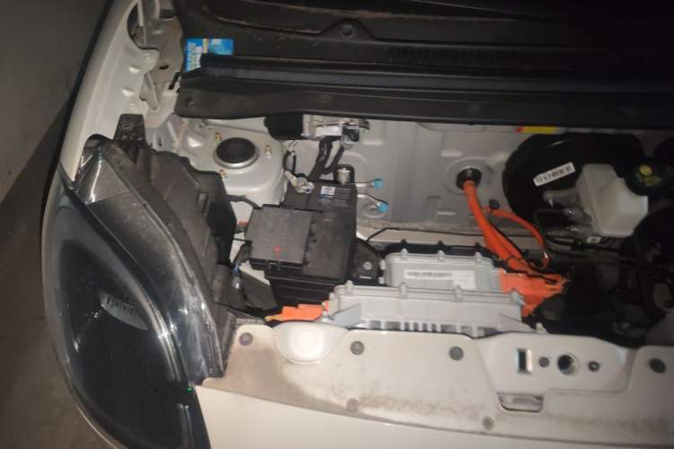 Used Wuling Hongguang MINIEV 2025 Four-Door Version Zhenxiang+ Edition Engine Bay Right