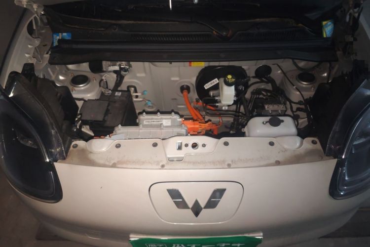 Used Wuling Hongguang MINIEV 2025 Four-Door Version Zhenxiang+ Edition Engine Bay