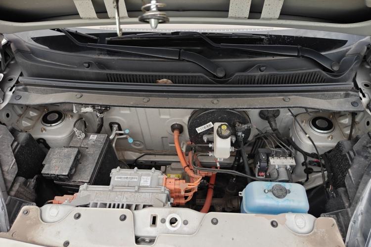 Used Wuling Hongguang MINIEV 2025 Four-Door Version Premium Edition Engine Bay