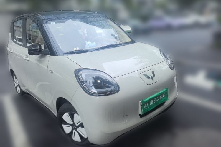 Used Wuling Hongguang MINIEV 2025 Four-Door Version Zhenxiang+ Edition Front Right 45 Deg