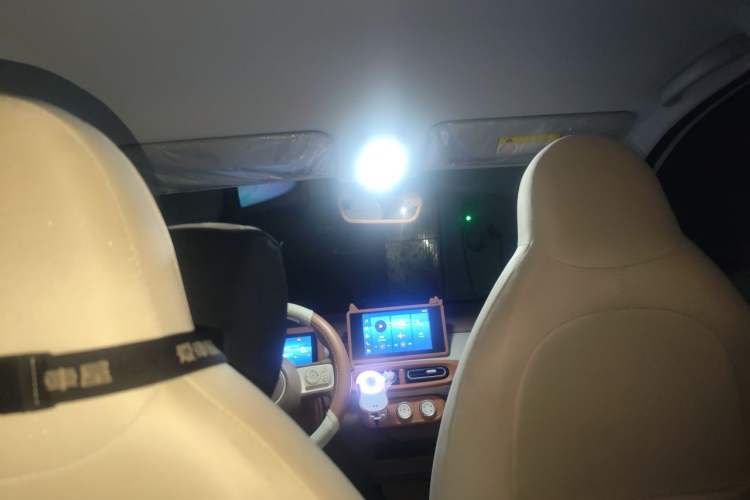 Used Wuling Hongguang MINIEV 2025 Four-Door Version Zhenxiang+ Edition Headliner