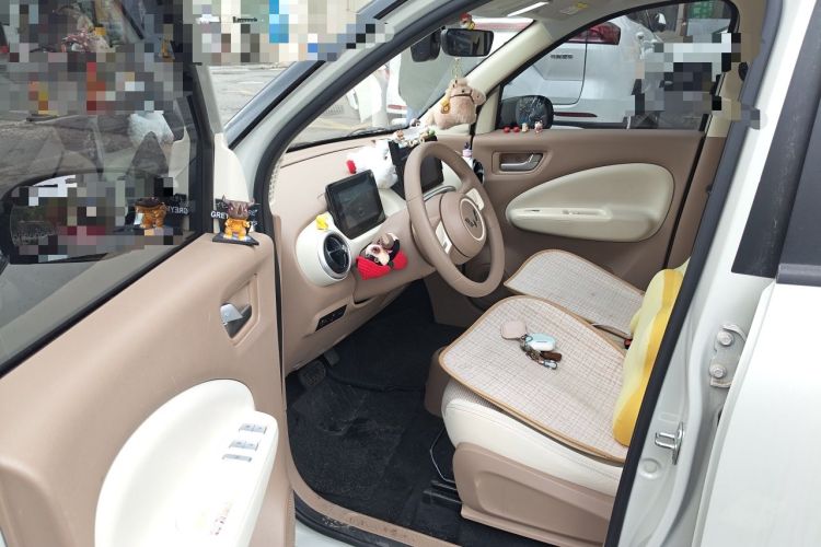 Used Wuling Hongguang MINIEV 2025 Four-Door Version Zhenxiang+ Edition Interior 3